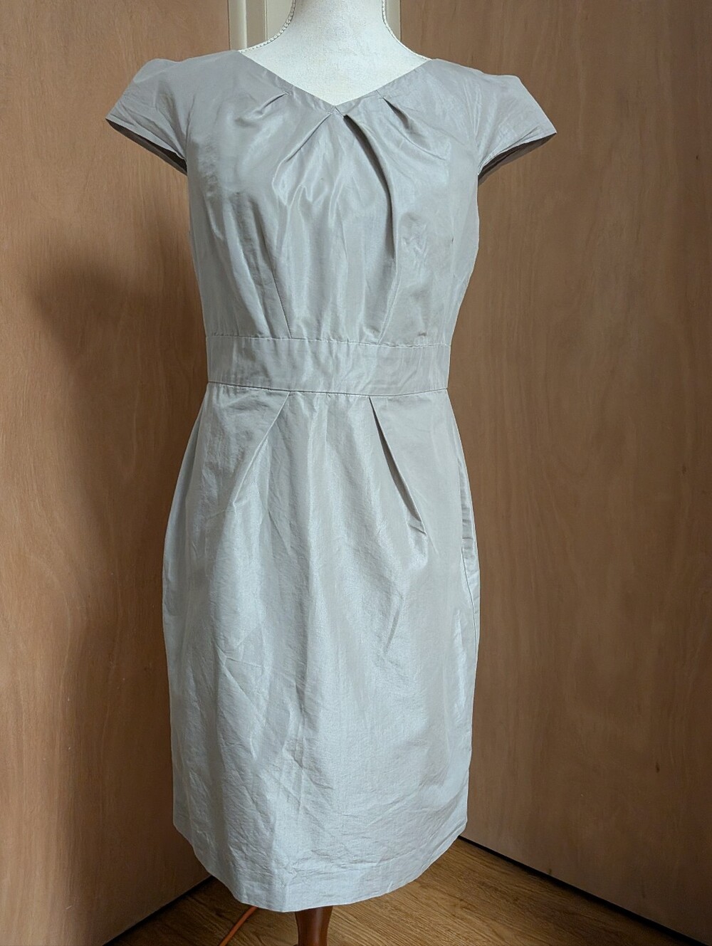 Banana Republic Gray Cotton Blend Pleated Sheath Dress Size 10
